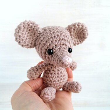 Matti the mouse - Crochet