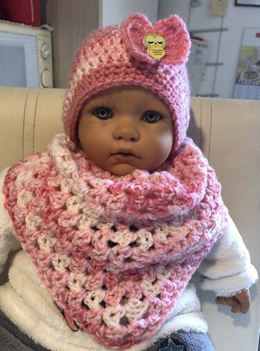 Halstuch für Babys - Häkelanleitung - Bild 2