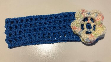 Stirnband für Babys - Häkelanleitung