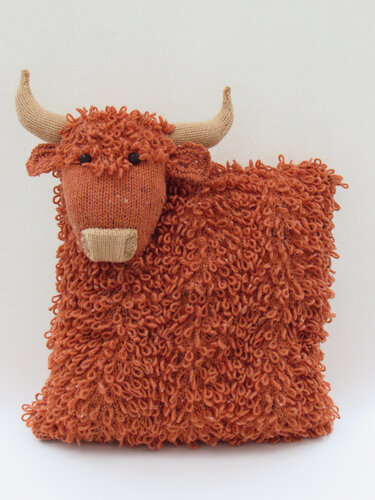 Heilan Coo & Shetland Sheep Cushion Knitting Patterns