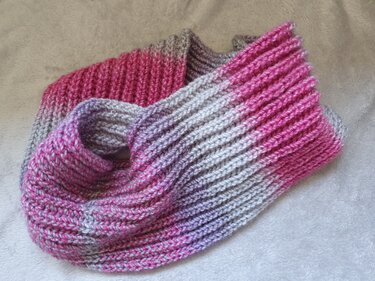 Strickanleitung für einen Loop im Patentmuster!