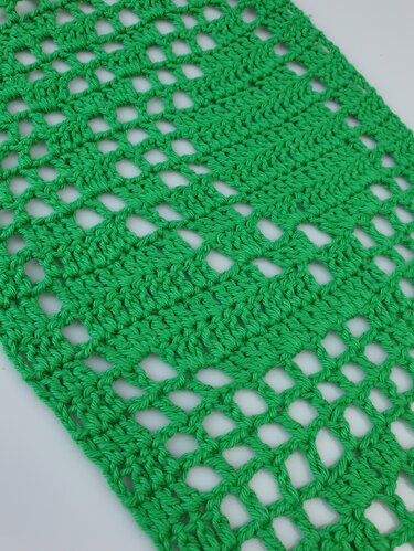 Pattern Autumn Leaf Table Runner - Crochet