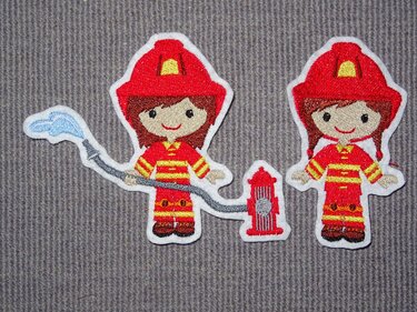 Feuerwehr Frau / Mädchen Stickdatei - Sticken