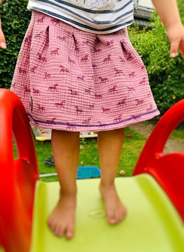 Tutorial Musselin-Hose zu Rock umarbeiten - Nähen