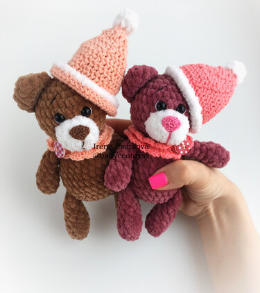 Crochet Amigurumi pattern Tiny mini plush teddy bear in scarf and hat