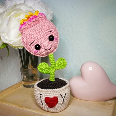 Petunia, the sweet crochet flower