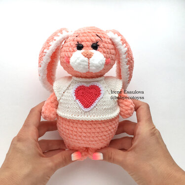 Crochet Amigurumi pattern Bunny Peachy with knitting jacket