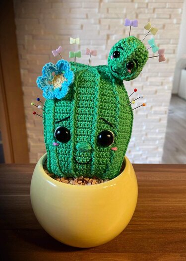 Kaktus als Dekoration oder Nadelkissen häkeln