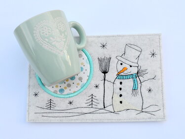 Stickdatei MugRug Untersetzer Schneemann 13x18cm und 13x20cm - Sticken
