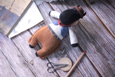 My cowboy horse Finn (PDF knitting pattern)