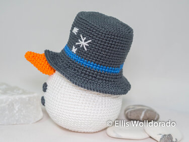 Schneemann-Wichtel, Amigurumi, Häkelanleitung