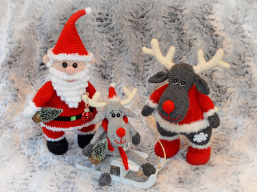 einfacher kleiner sitzender Elch Rentier Kantenhocker Weihnachten - Häkeln