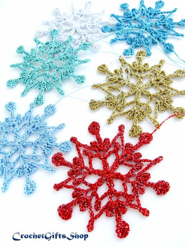 Crochet Pattern Christmas Snowflake Ornaments (1)