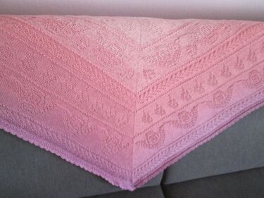 " Träumender Engel " romantisches Dreiecks - TUCH - Stricken