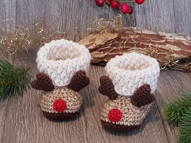Baby Booties „Reindeer“ (0-6 months), Crochet Pattern