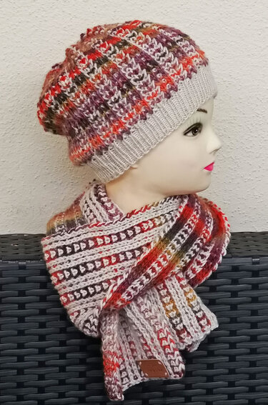 ***Dotted Road***Strickanleitung für Mütze und Schal Kombi im tollen Wendemuster, Wendemütze