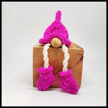 Glüx-Gnome - Knitting