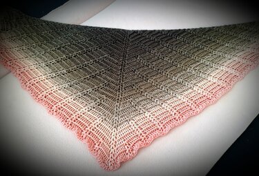 Winter Wonder Häkeltuch und asymmetrisches Tuch inkl. Bettlerhandschuhe - Häkeln