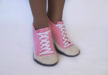 Crochet Pattern  Sneaker Boots Sneakers Sizes: 5/6-7/ 8-9/ 10-11