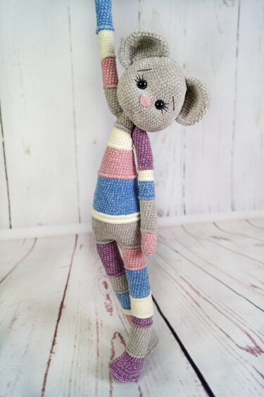 Schlenkermaus aus Wollresten. Glückstier 2020! - Häkeln