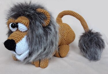 Lion Charlie - Crochet