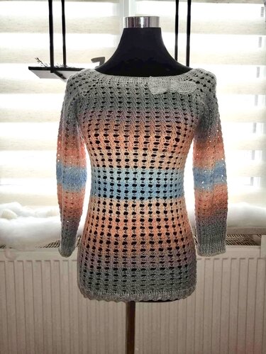 Pullover Kalli mit Zopfmuster - Häkeln