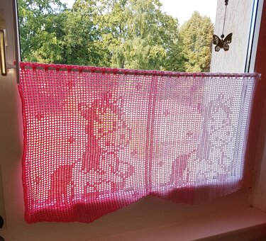 Gardine "Unicorn" 56x46 cm (1 Mustersatz), Breite individuell anpassbar, Häkelanleitung