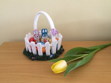 Häkelanleitung Osterkörbchen "Gartenzaun"