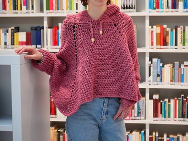 Häkelanleitung Swoncho „Agnes“ – lässiger Poncho-Sweater im Top-Down-Stil - Bild 2