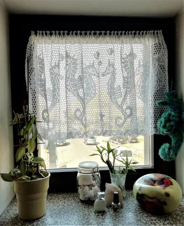 Seepferdchen Gardine/ Läufer mit Rohrstuhl oder Gittergrund - Häkeln