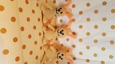 Mini Hasen Anhänger - Häkeln