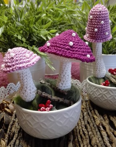Häkelanleitung Deko-Pilze