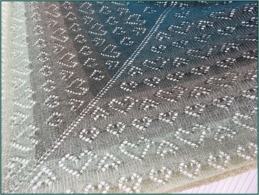 Tuch "Herzeltage" stricken mit 1 BOBBEL-COTTON XTRA von Woolly Hugs