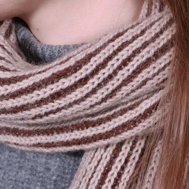 Maple Scarf - Knitting