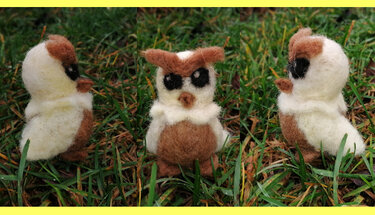 Drei Detailansichten einer kleinen gefilzten Eule in Braun und Creme auf Rasen