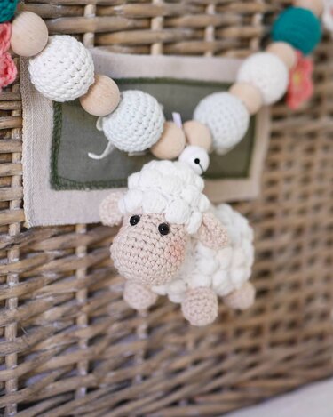 Crochet pattern lamb Hope