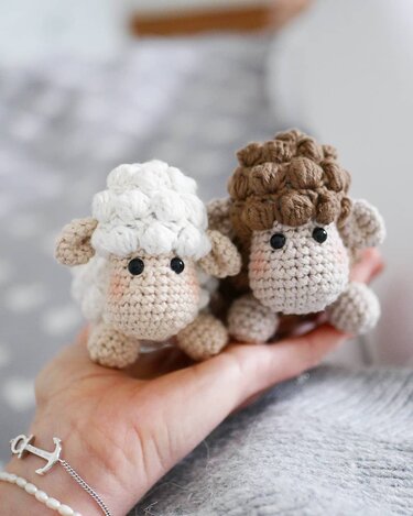 Crochet pattern lamb Hope