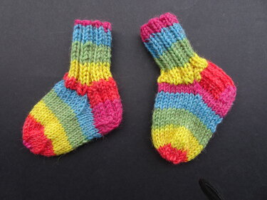 sweet babysocks, size EUR 16/17 - Knitting