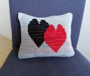 Kissen mit Herzmotiv - Häkeln