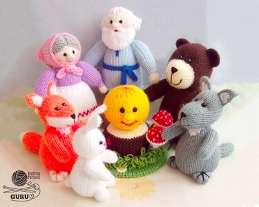 K049 Kolobok full set: Bear, Fox, Wolf, Rabbit, Kolobok, Grandpa, Grandma - Knitting