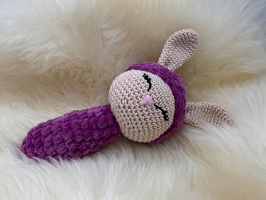 CrochetPattern: "Bunny Bouncer," the adorable baby rattle