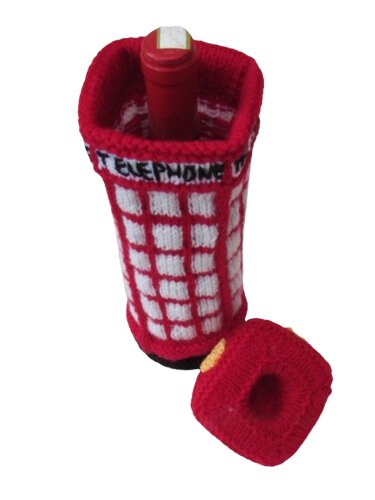 TeaCosyFolk's Telephone Box Wine Bottle Cover Knitting Pattern