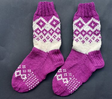 Strickanleitung für Socken mit Diamondmuster, Gr. 39/40