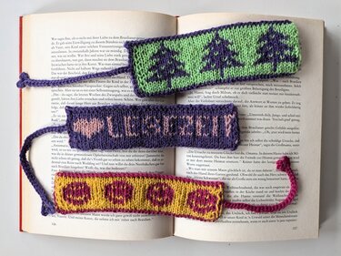 Set Bücherliebe II - Lesezeichen - Doubleface Strickanleitung