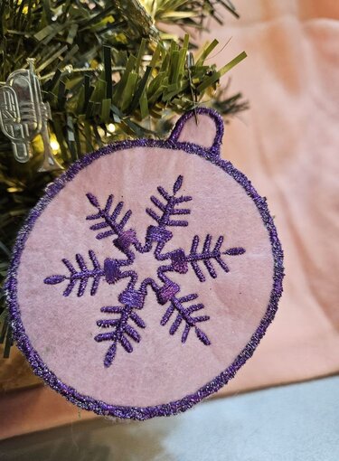 Stickdatei ITH - Weihnachtskugel 4 -  Schneeflocke 2 - Sticken