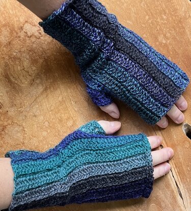 Crochet Pattern Gauntlets