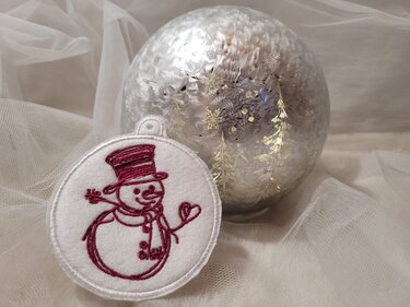 Stickdatei ITH - Weihnachtskugel 11 - Schneemann - Sticken