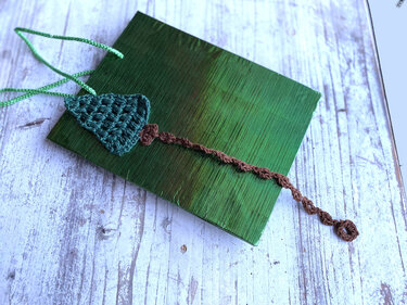 Gehäkeltes Lesezeichen "Tannenbaum" - Häkeln