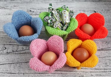Crochet Egg holder. Easter table decor. Mothers day basket. Empty gift box