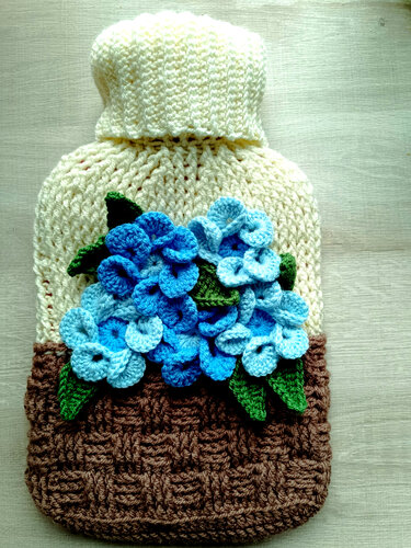Häkelanleitung Wärmflasche Blumenkorb Vergissmeinnicht
